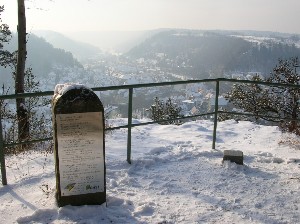 G&auml;hnender Stein